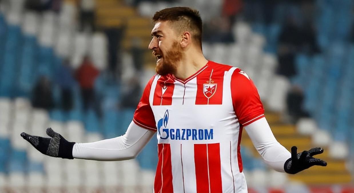 dg真人游戏官网-鲁能与国安的比赛没开踢！前腰位置最强底牌就将亮相，值得期待